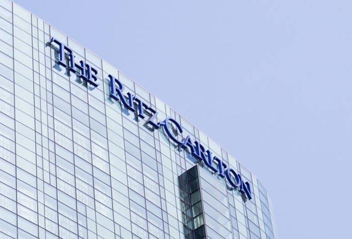 1718243227718031.jpg 發(fā)光字制作安裝公司及安裝需要注意的事項(xiàng).jpg